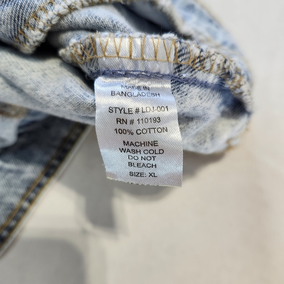 Red Label Patrate Denim Jacket - Picture 8 of 14